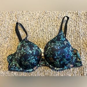 Body by Victoria Secret 36B